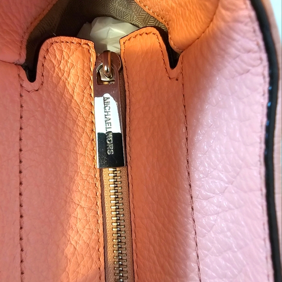 Michael Kors Shoulder Bag (Purse) - Picture 6 of 8